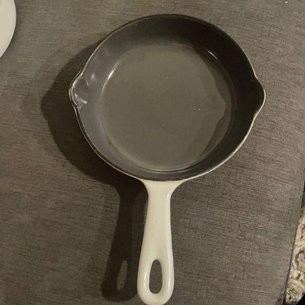 LeCreuset 6” fry pan